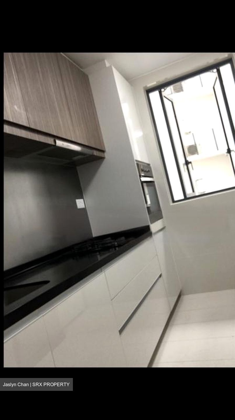The Palette (D18), Condominium #461098601